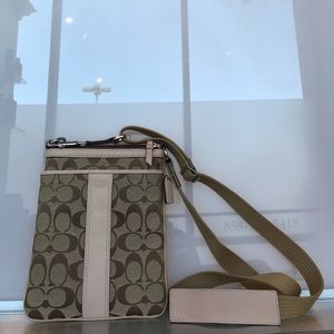 NWOT Coach signature Cross body Bag